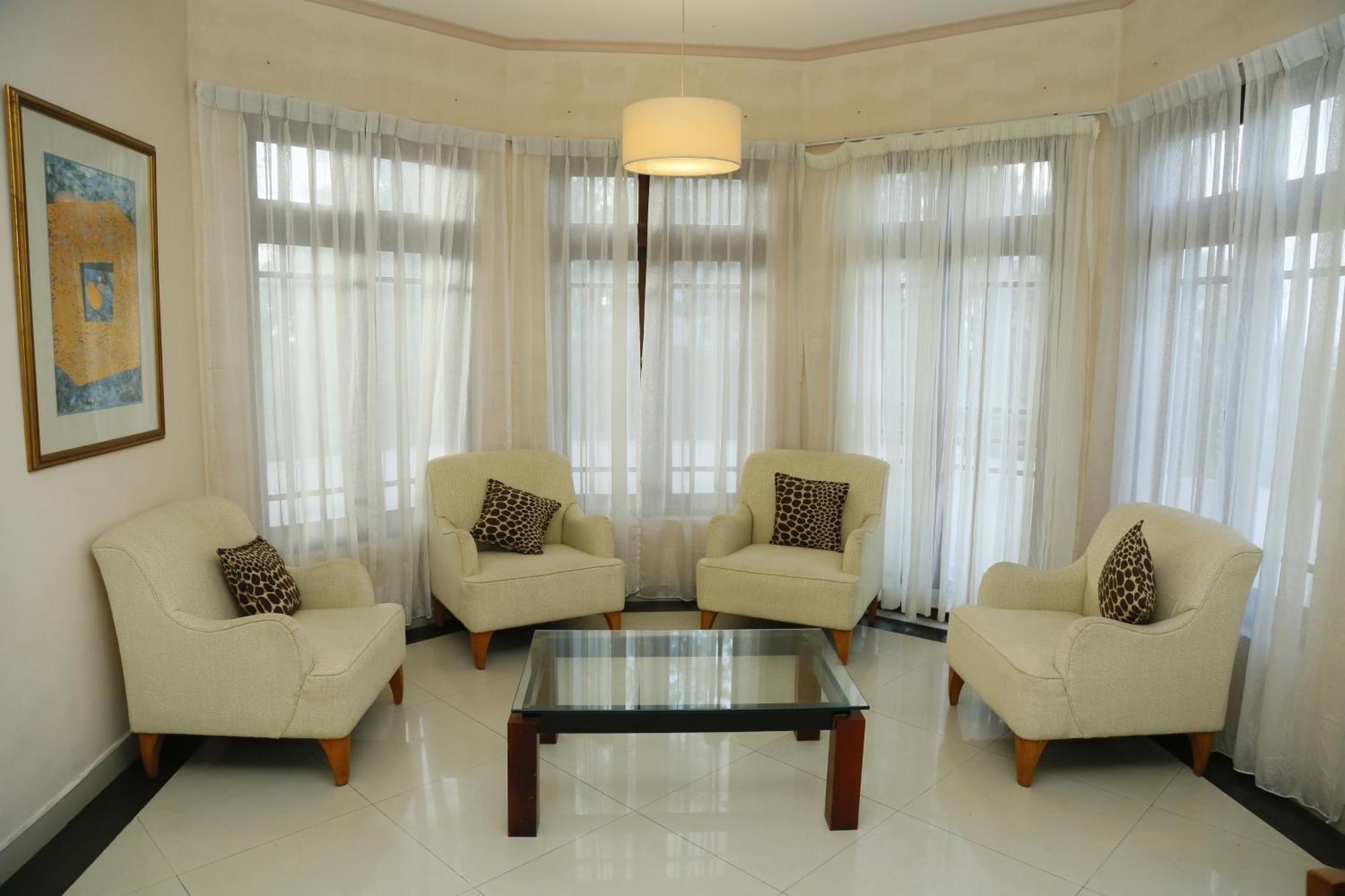 Crown Hills Kandy Inn 外观 照片