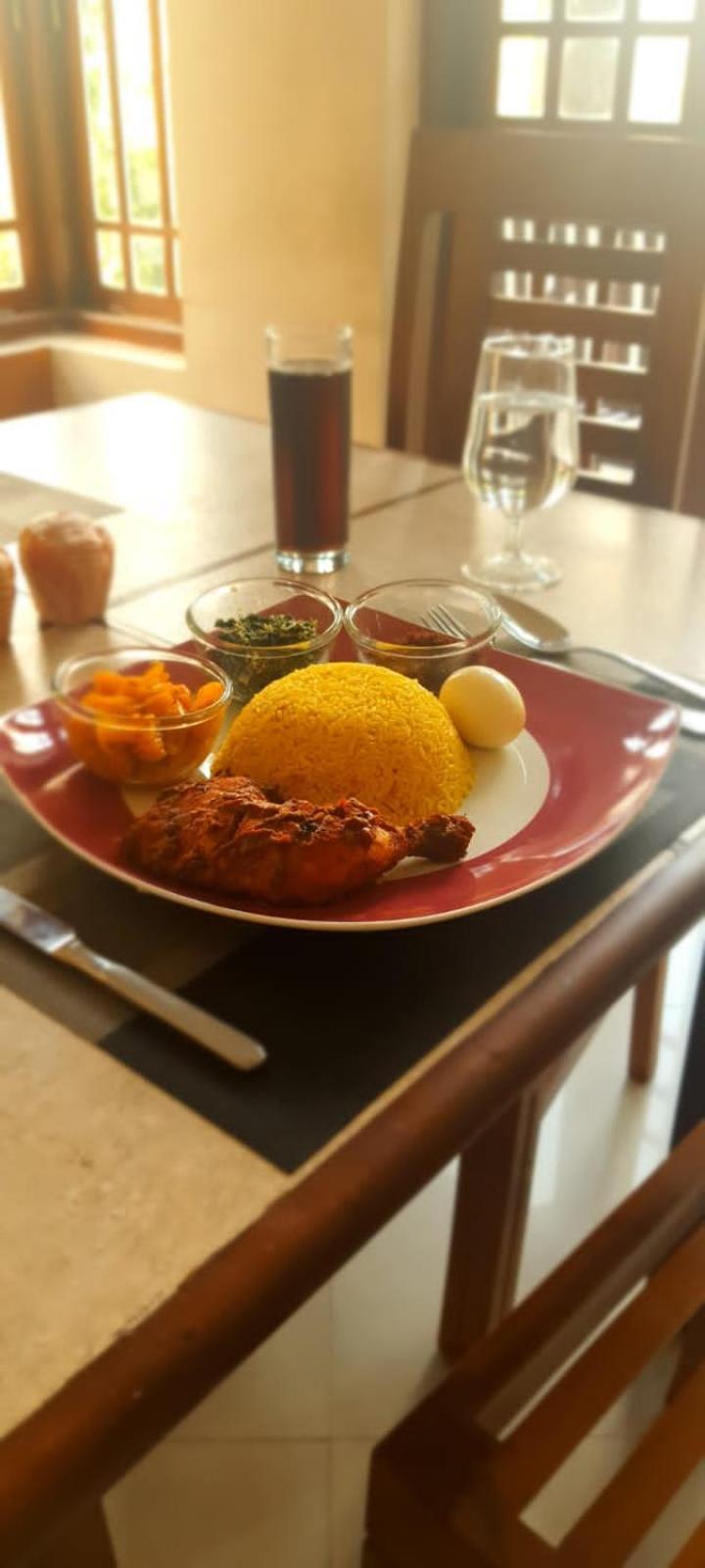 Crown Hills Kandy Inn 外观 照片